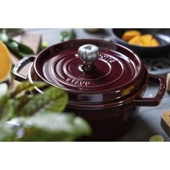 Staub Cocotte 24 Cm, Rund, Grenadine-Rot, Gusseisen -Küchenutensilien Verkäufe 424422044