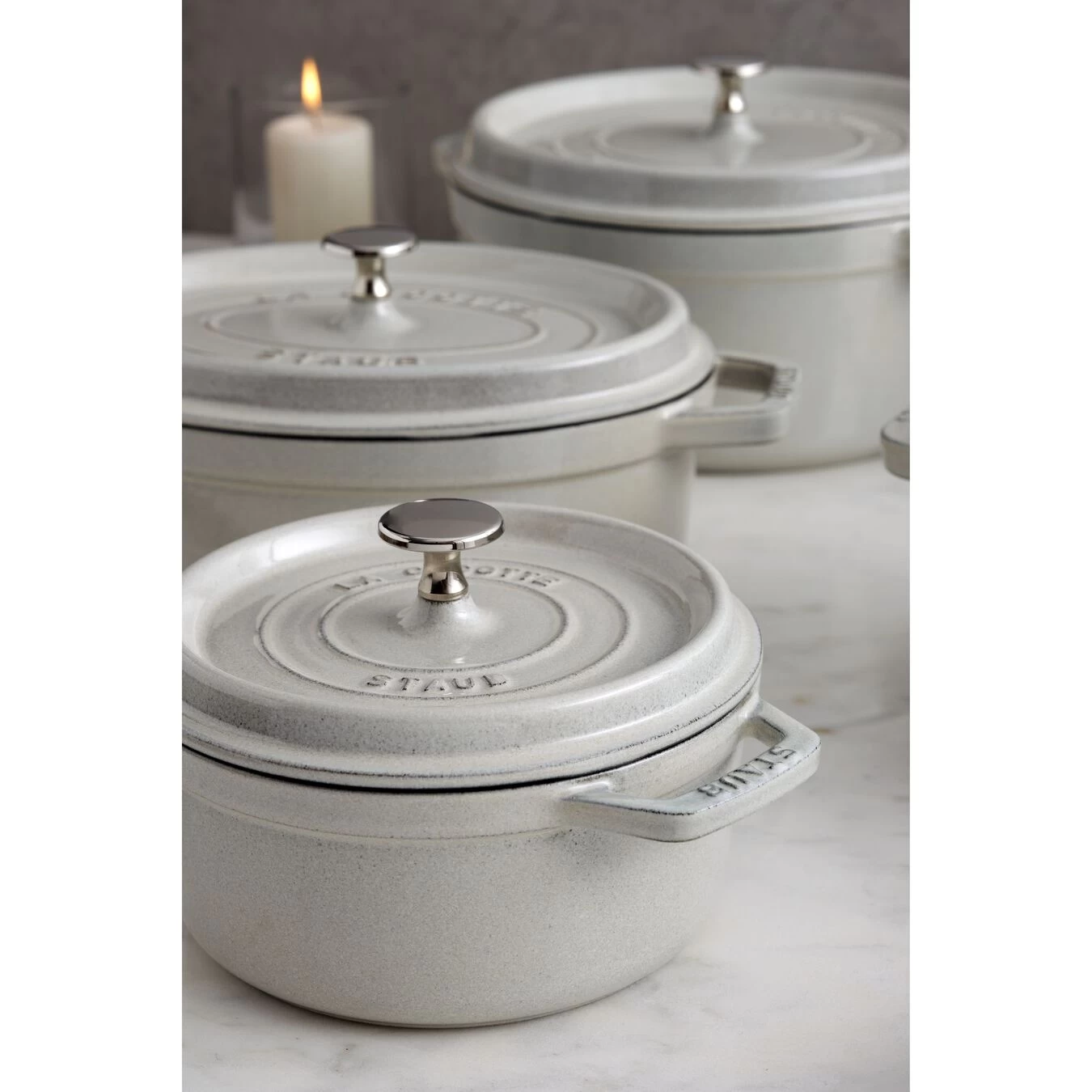 Staub Cocotte 20 Cm, Rund, Weisser Trüffel, Gusseisen 8 Staub Cocotte 20 Cm, Rund, Weisser Trüffel, Gusseisen – Bild 6