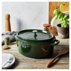 Staub Cocotte 31 Cm, Oval, Basilikum-Grün, Gusseisen -Küchenutensilien Verkäufe 750058438